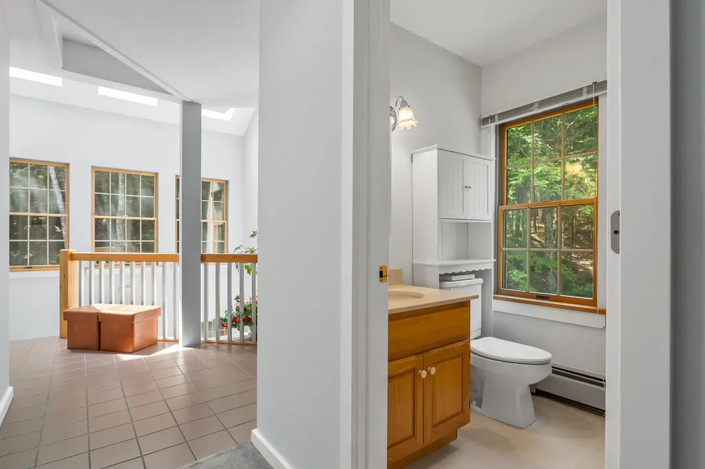 35 Kings Cove Road South Bristol ME 04568