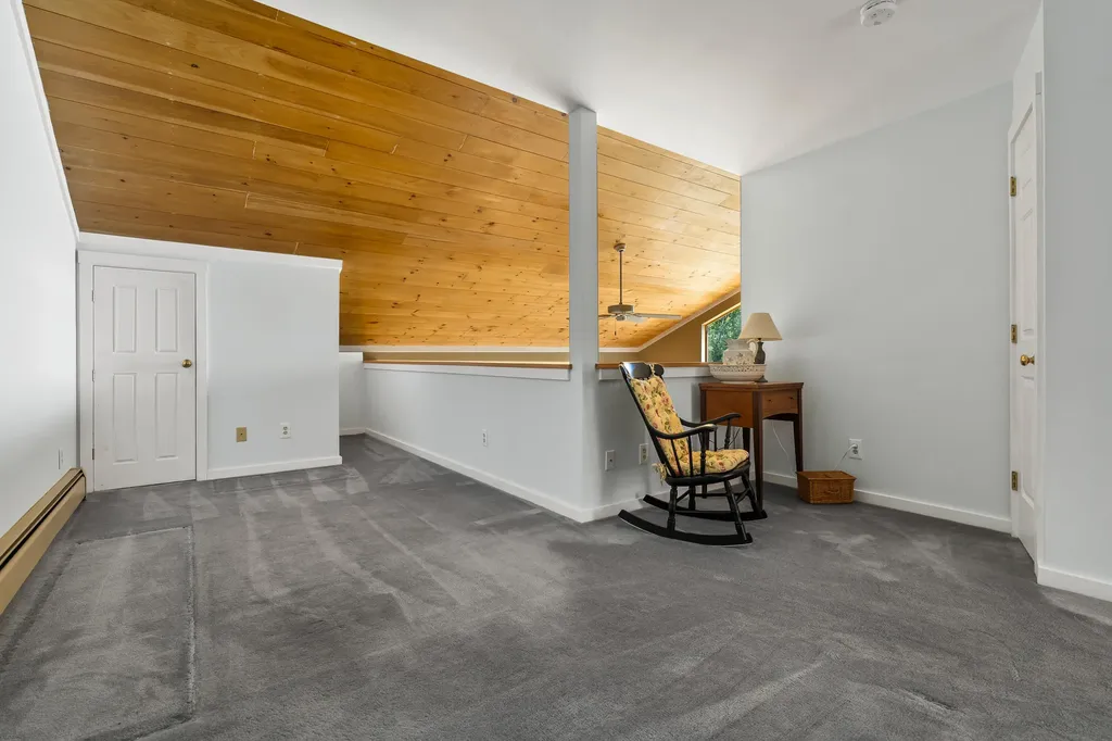35 Kings Cove Road South Bristol ME 04568