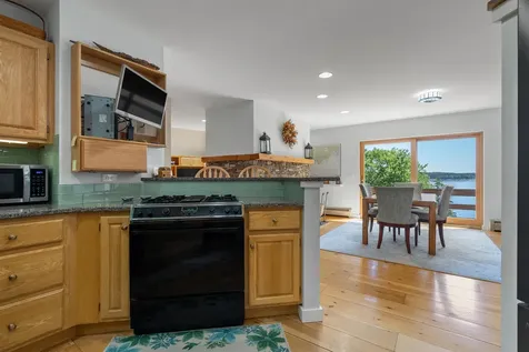 35 Kings Cove Road South Bristol ME 04568