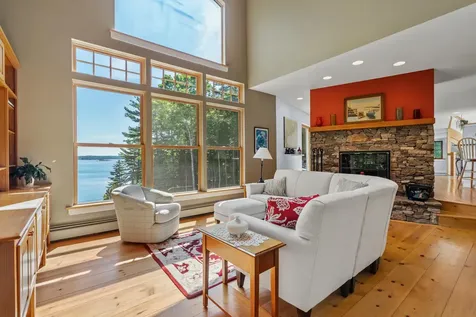 35 Kings Cove Road South Bristol ME 04568