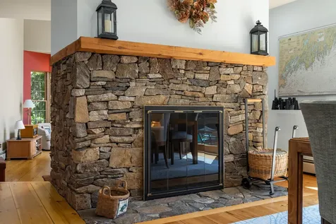 35 Kings Cove Road South Bristol ME 04568