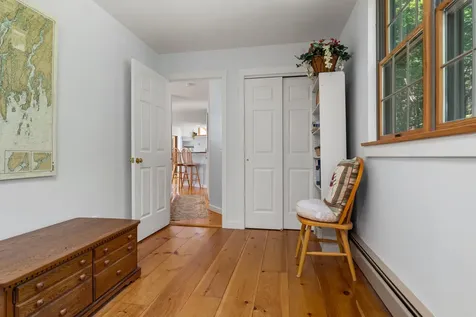 35 Kings Cove Road South Bristol ME 04568
