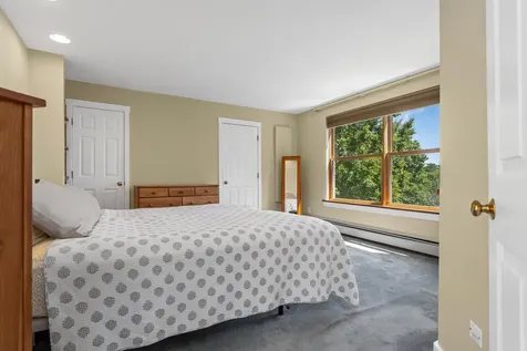 35 Kings Cove Road South Bristol ME 04568