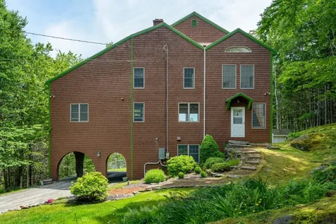 35 Kings Cove Road South Bristol ME 04568