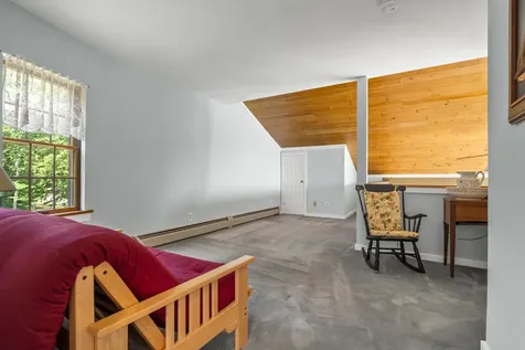 35 Kings Cove Road South Bristol ME 04568