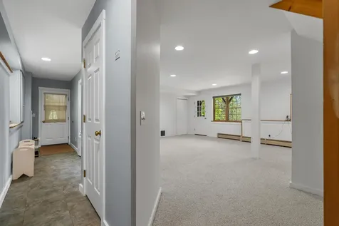 35 Kings Cove Road South Bristol ME 04568