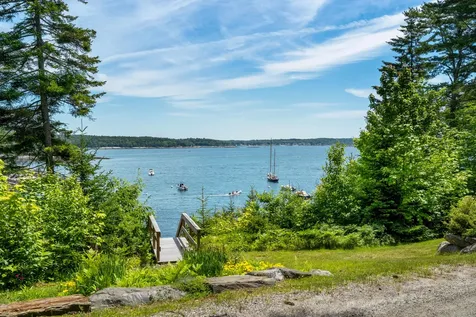 35 Kings Cove Road South Bristol ME 04568