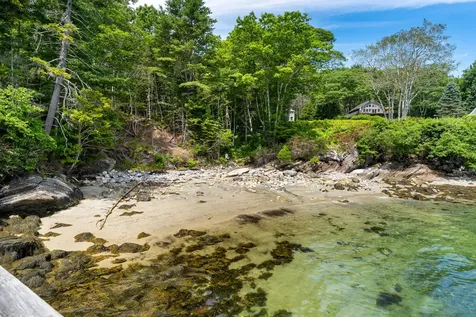 35 Kings Cove Road South Bristol ME 04568