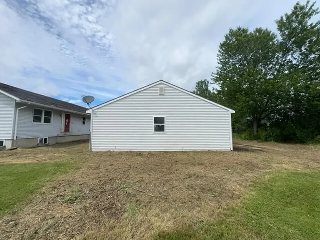 324 Stinson Street Pittsfield ME 04967