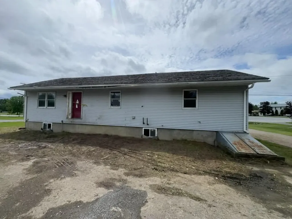 324 Stinson Street Pittsfield ME 04967