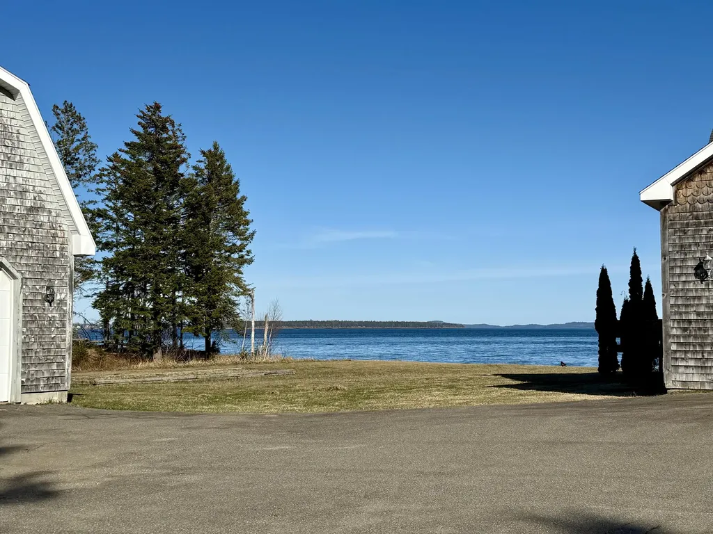 22 Seaview Lane Robbinston ME 04671