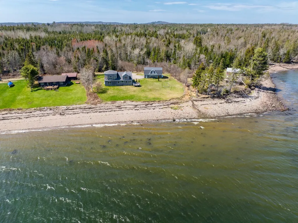 22 Seaview Lane Robbinston ME 04671