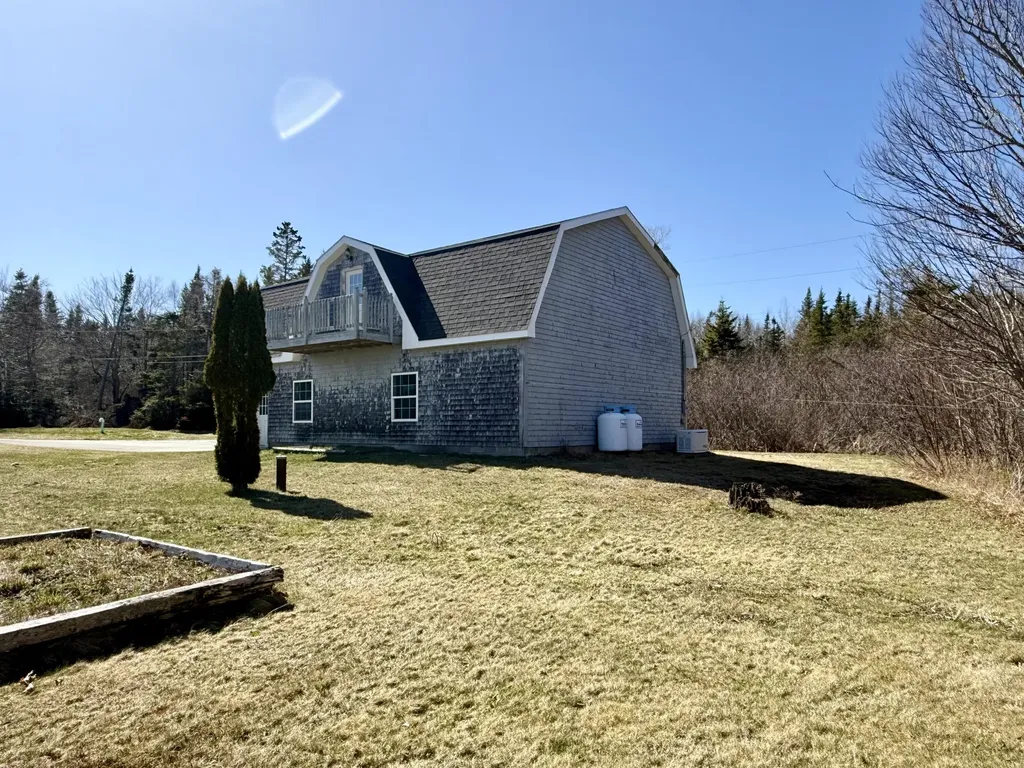 22 Seaview Lane Robbinston ME 04671