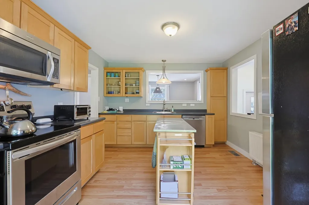 20 Summit Park Avenue Portland ME 04103