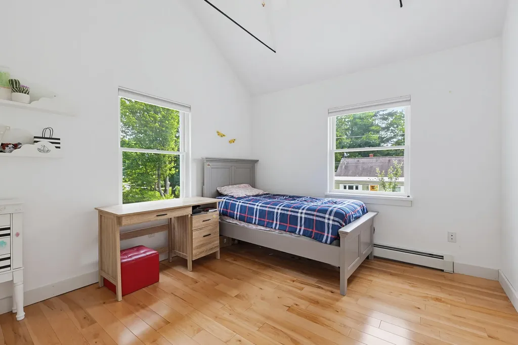 20 Summit Park Avenue Portland ME 04103