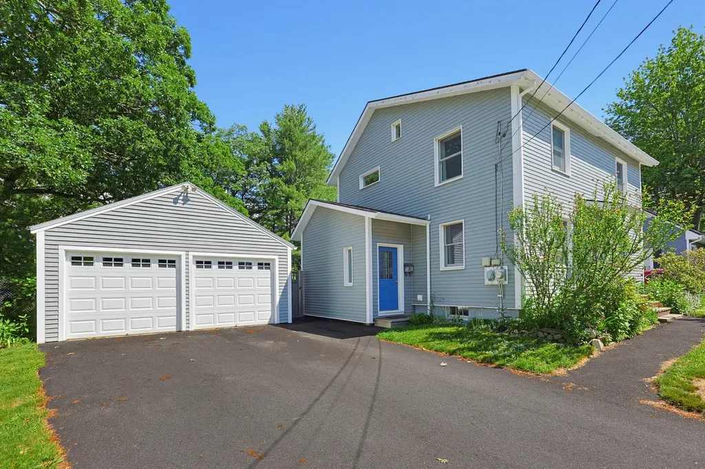 20 Summit Park Avenue Portland ME 04103