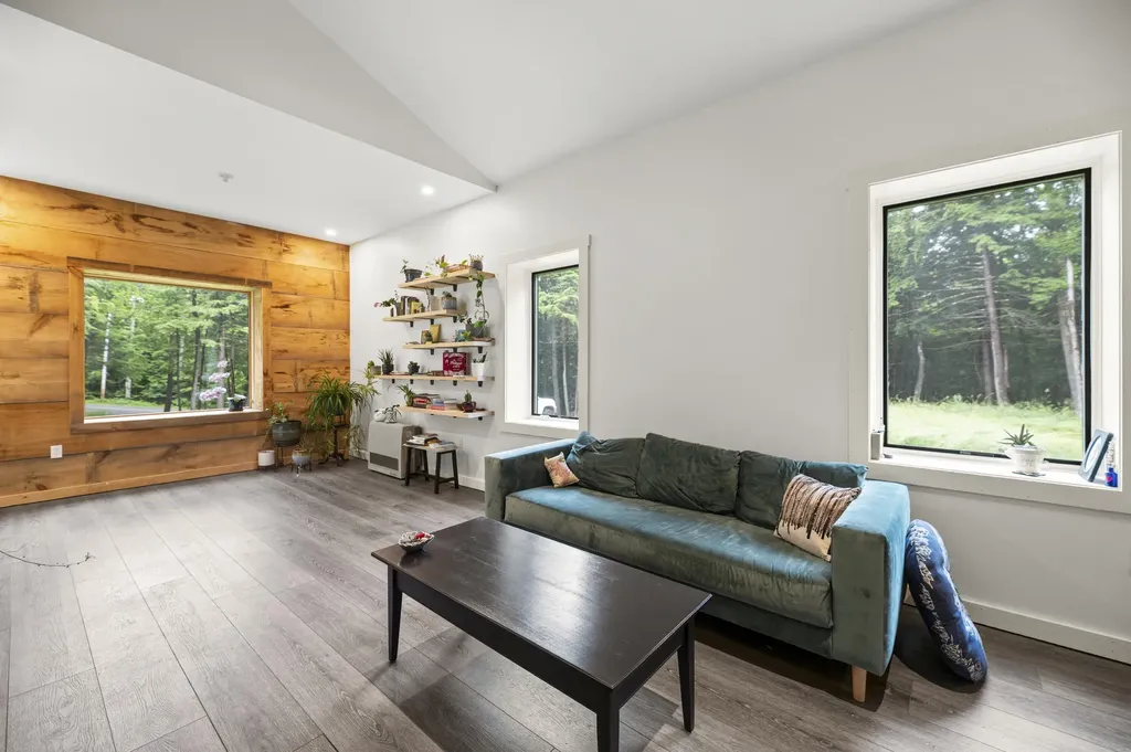 13 Shore Road Fayette ME 04349