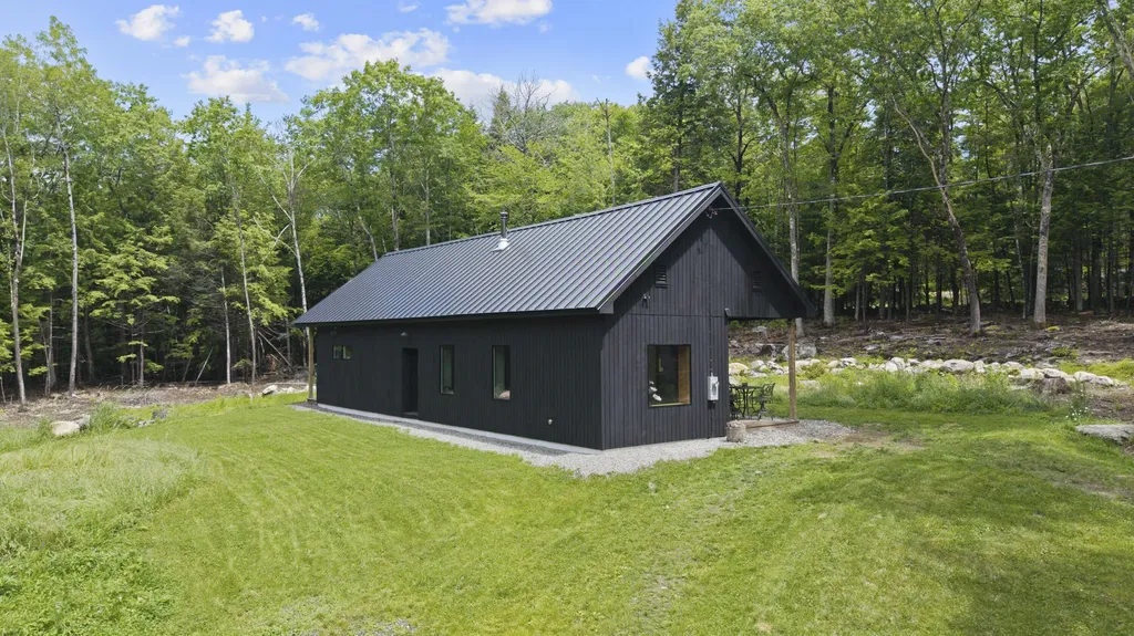 13 Shore Road Fayette ME 04349