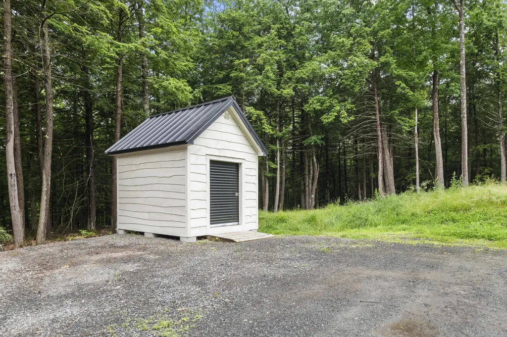 13 Shore Road Fayette ME 04349