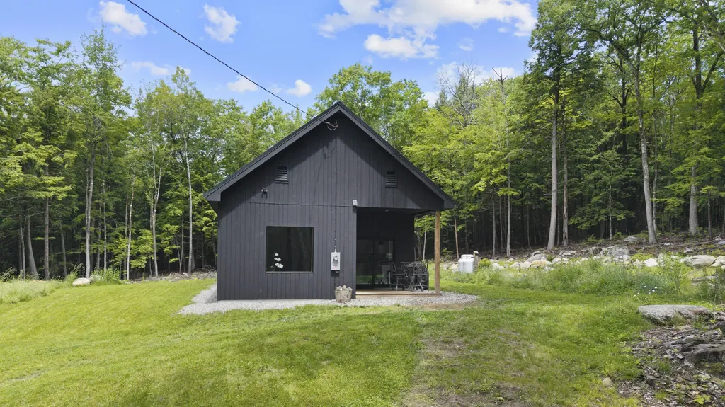 13 Shore Road Fayette ME 04349