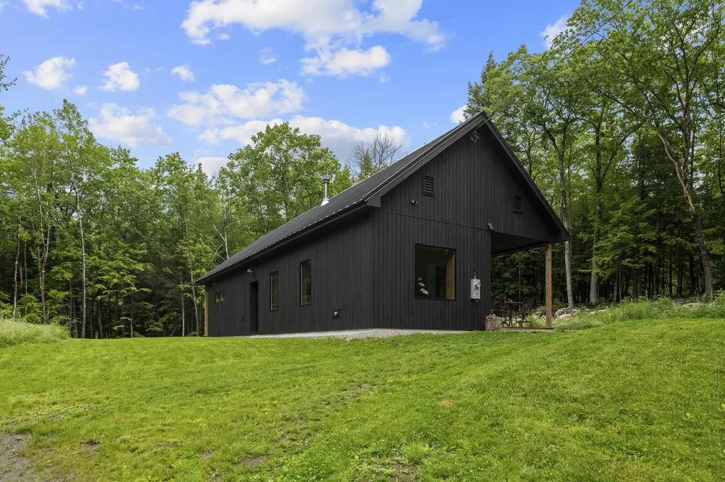 13 Shore Road Fayette ME 04349