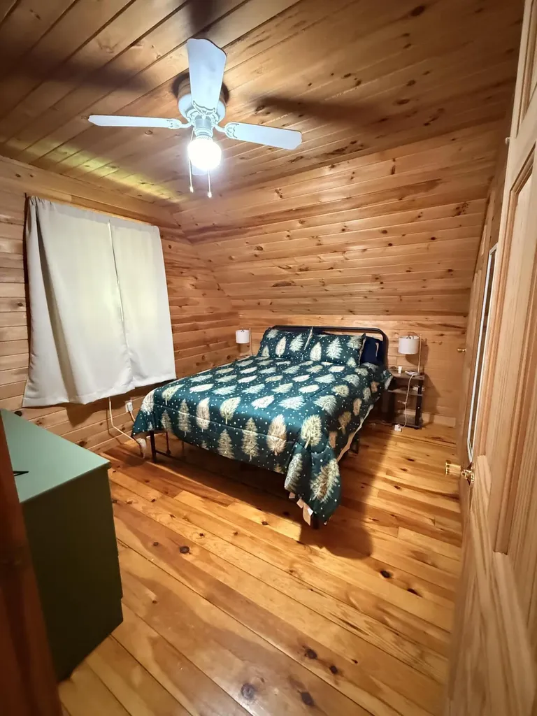 5 Moores Road Burlington ME 04417