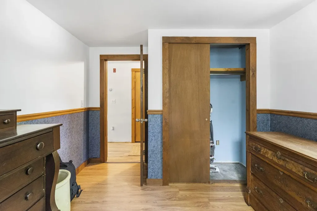 20 North Road Clifton ME 04428