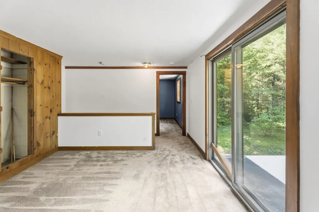 20 North Road Clifton ME 04428
