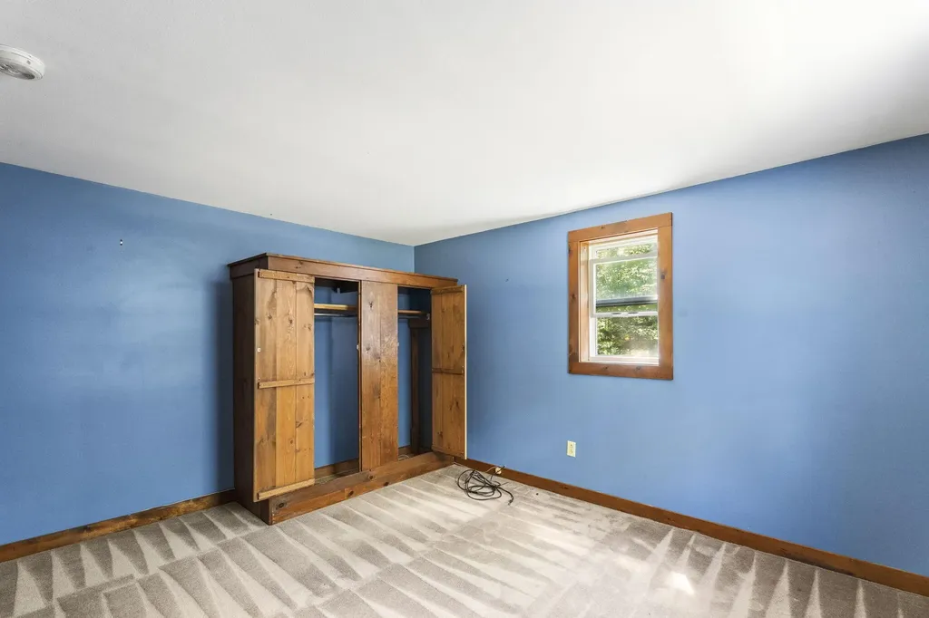 20 North Road Clifton ME 04428