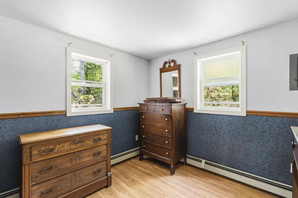 20 North Road Clifton ME 04428