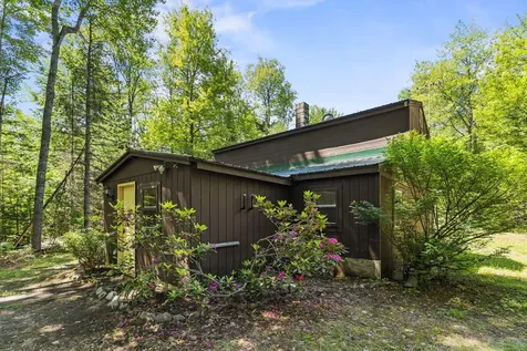 20 North Road Clifton ME 04428