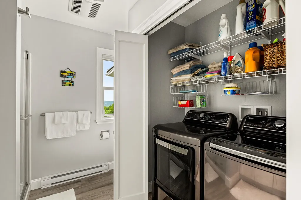 6 Clayton Lane Rockland ME 04841