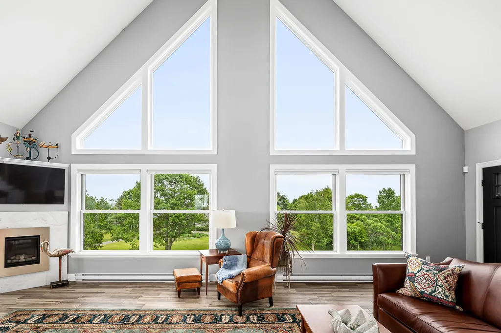 6 Clayton Lane Rockland ME 04841