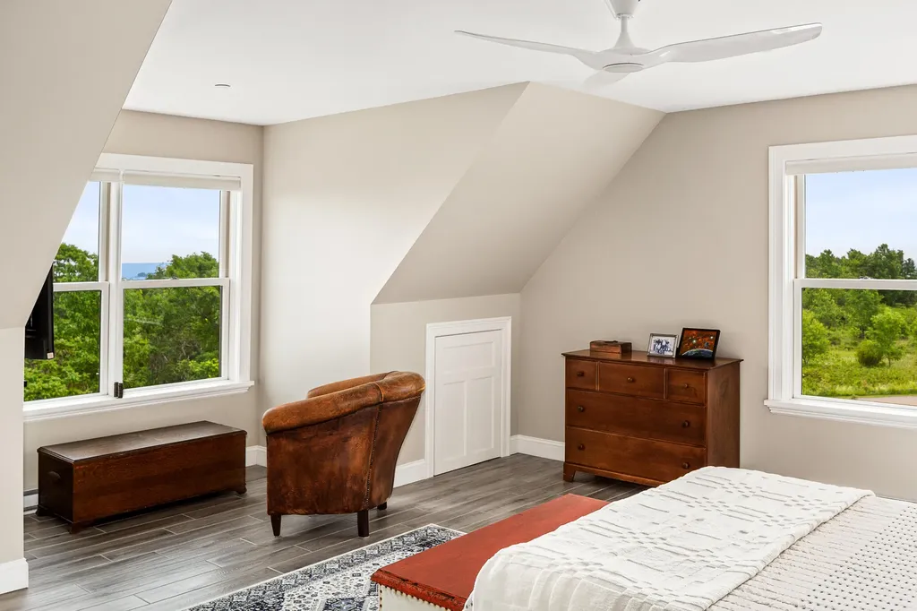 6 Clayton Lane Rockland ME 04841