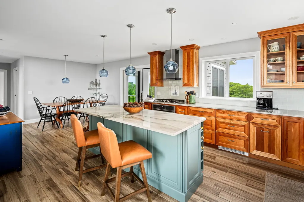 6 Clayton Lane Rockland ME 04841