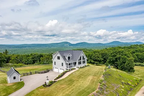 6 Clayton Lane Rockland ME 04841