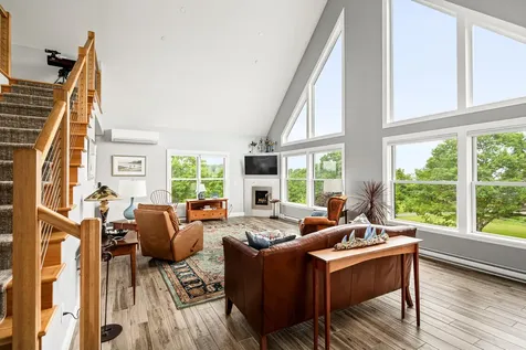 6 Clayton Lane Rockland ME 04841
