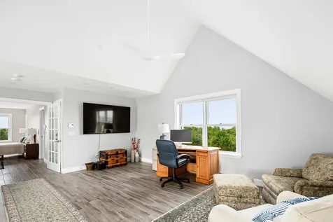6 Clayton Lane Rockland ME 04841