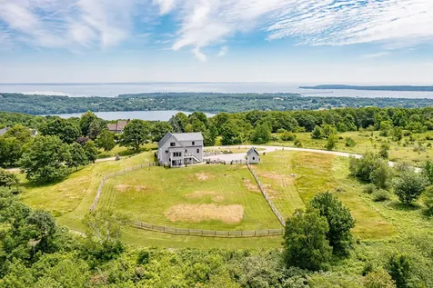 6 Clayton Lane Rockland ME 04841