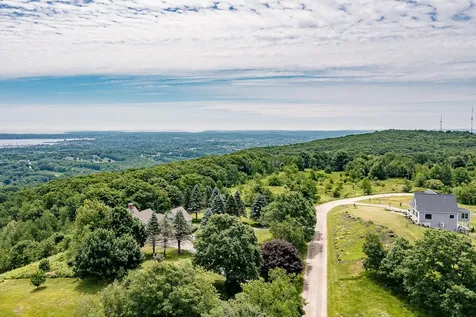 6 Clayton Lane Rockland ME 04841