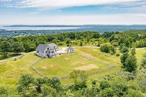 6 Clayton Lane Rockland ME 04841