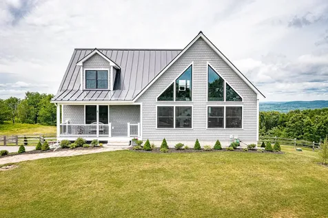 6 Clayton Lane Rockland ME 04841