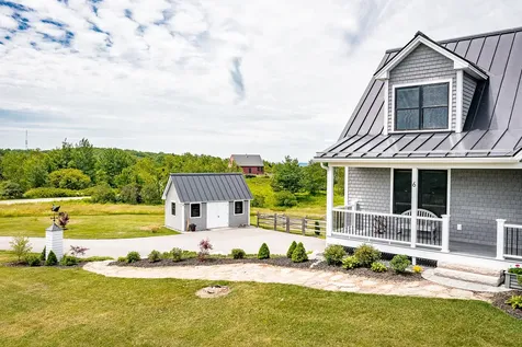 6 Clayton Lane Rockland ME 04841