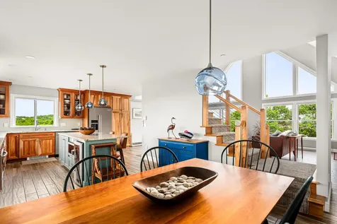 6 Clayton Lane Rockland ME 04841