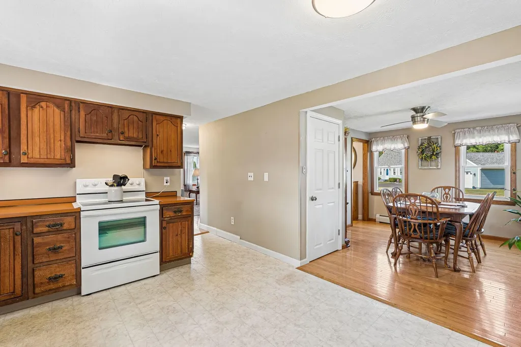 38 Greenfield Lane Biddeford ME 04005