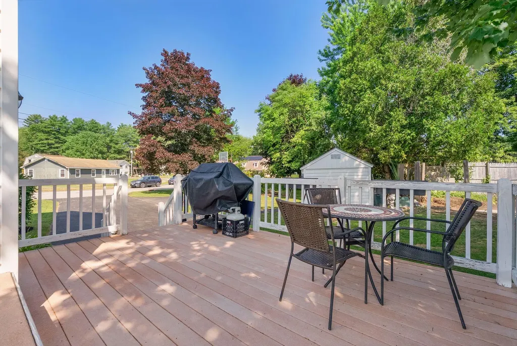 38 Greenfield Lane Biddeford ME 04005