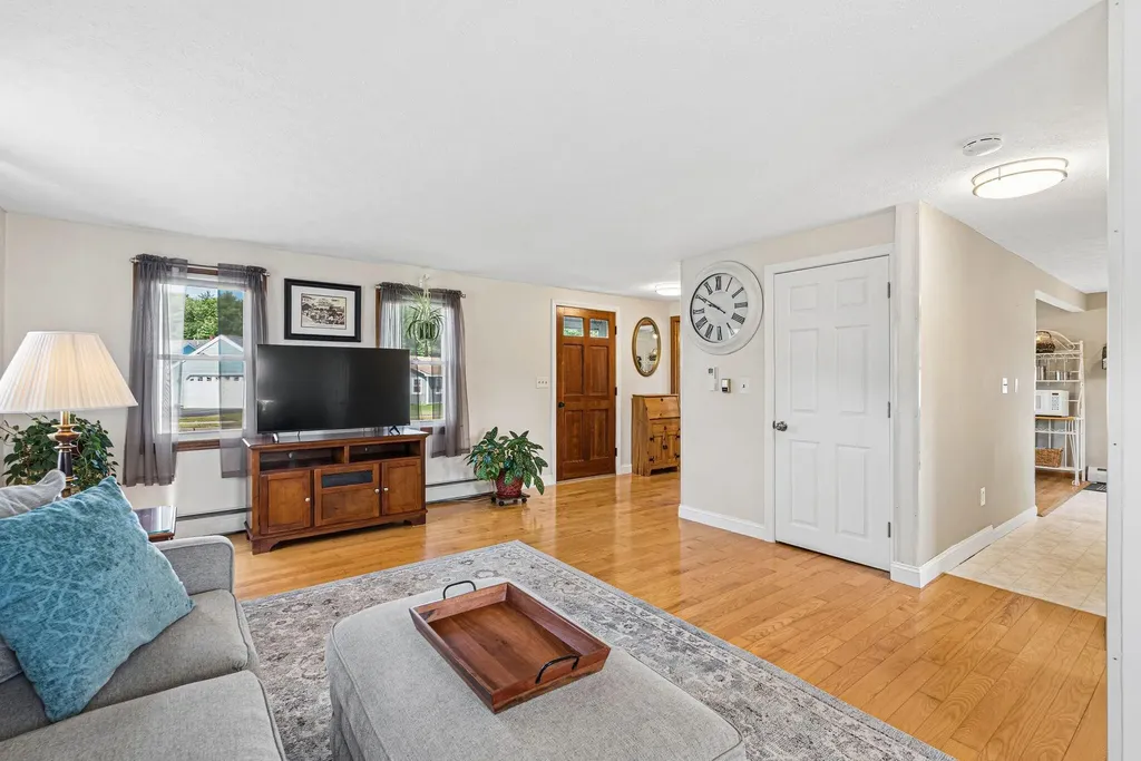 38 Greenfield Lane Biddeford ME 04005