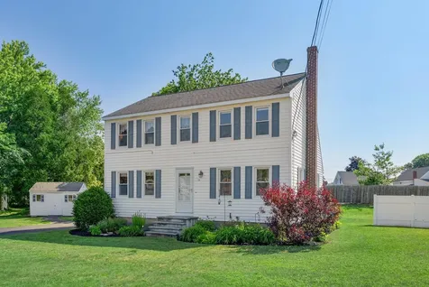 38 Greenfield Lane Biddeford ME 04005