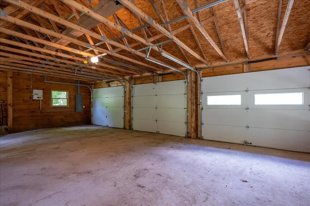 92 Serenity Lane Union ME 04862