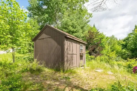 92 Serenity Lane Union ME 04862